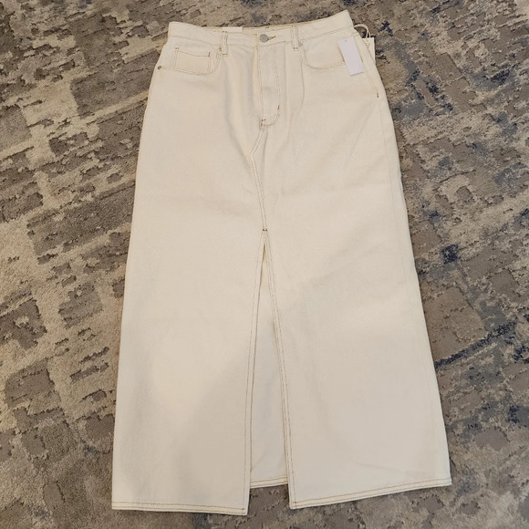 NWT Blank NYC Cream Denim Maxi Skirt Front Slit Size 29 - Picture 6 of 14